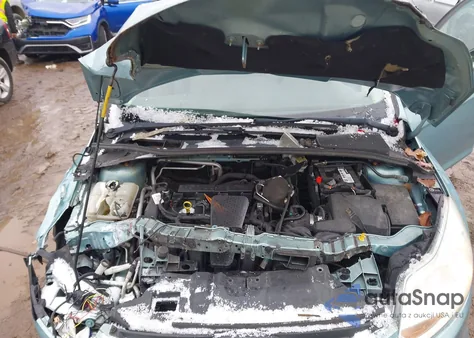 2012 Ford Focus Se z USA, uszkodzony, nr VIN 1FAHP3F25CL233521